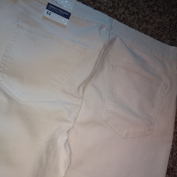 NWT! Old Navy jeans Sz 14 - Picture 4 of 12